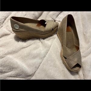 Tori Burch wedge espadrilles size 8 euc